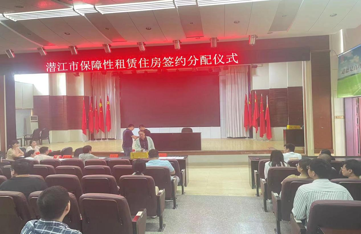 为人才保驾护航  为发展增添动力