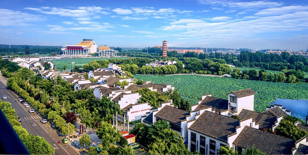 潛江市曹禺公園有什么好玩的地方？潛江市曹禺文化旅游區(qū)曹禺公園景點(diǎn)介紹及圖片(圖2)