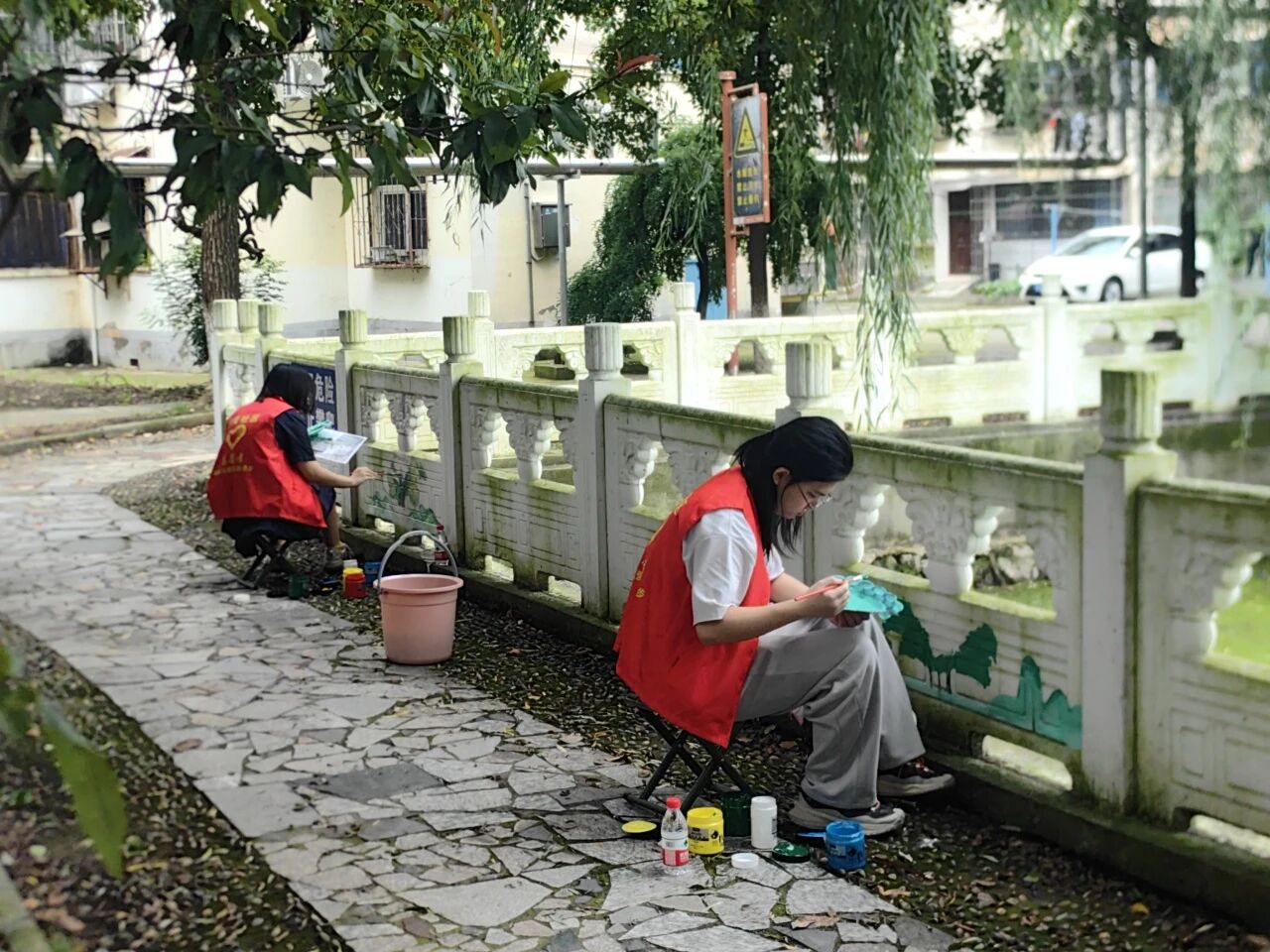 广华寺街道华美社区：夏绘微景添新色 志愿服务美家园