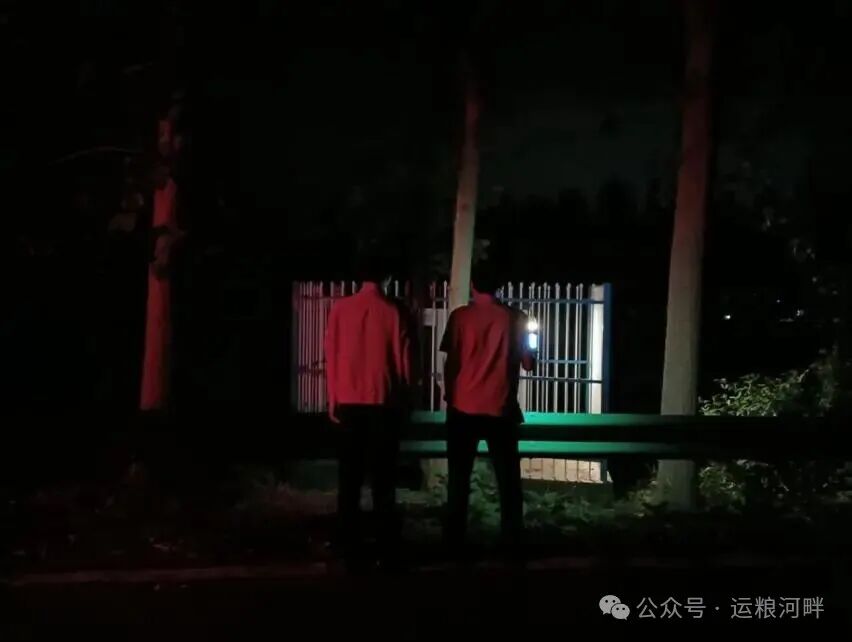 凌晨突击排查 筑牢禁毒防线