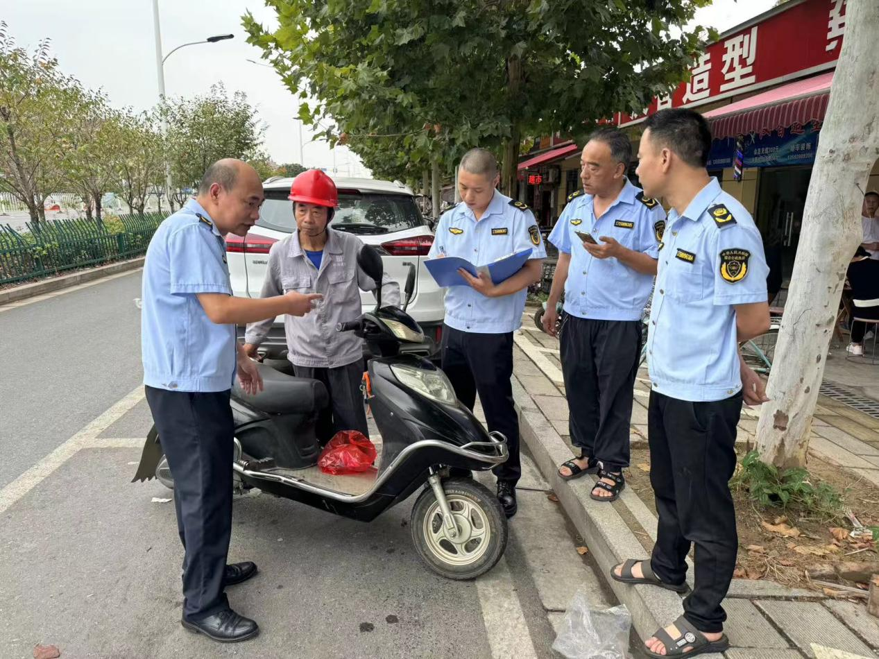 周矶街道“警城联勤 协同共治”：奏响文明交通新乐章